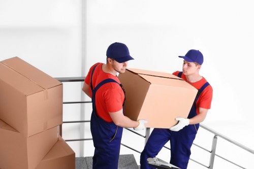 Selection of sturdy boxes and wrapping supplies for fragile items in Knightsbridge