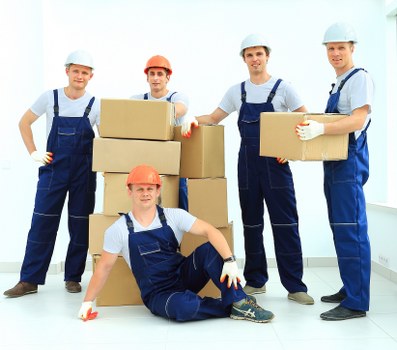 Removal truck hire service for Knightsbridge home moves