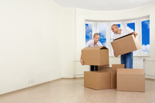 Local moving team planning a Knightsbridge home relocation