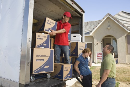Moving day packing and unpacking service for a Knightsbridge household or office